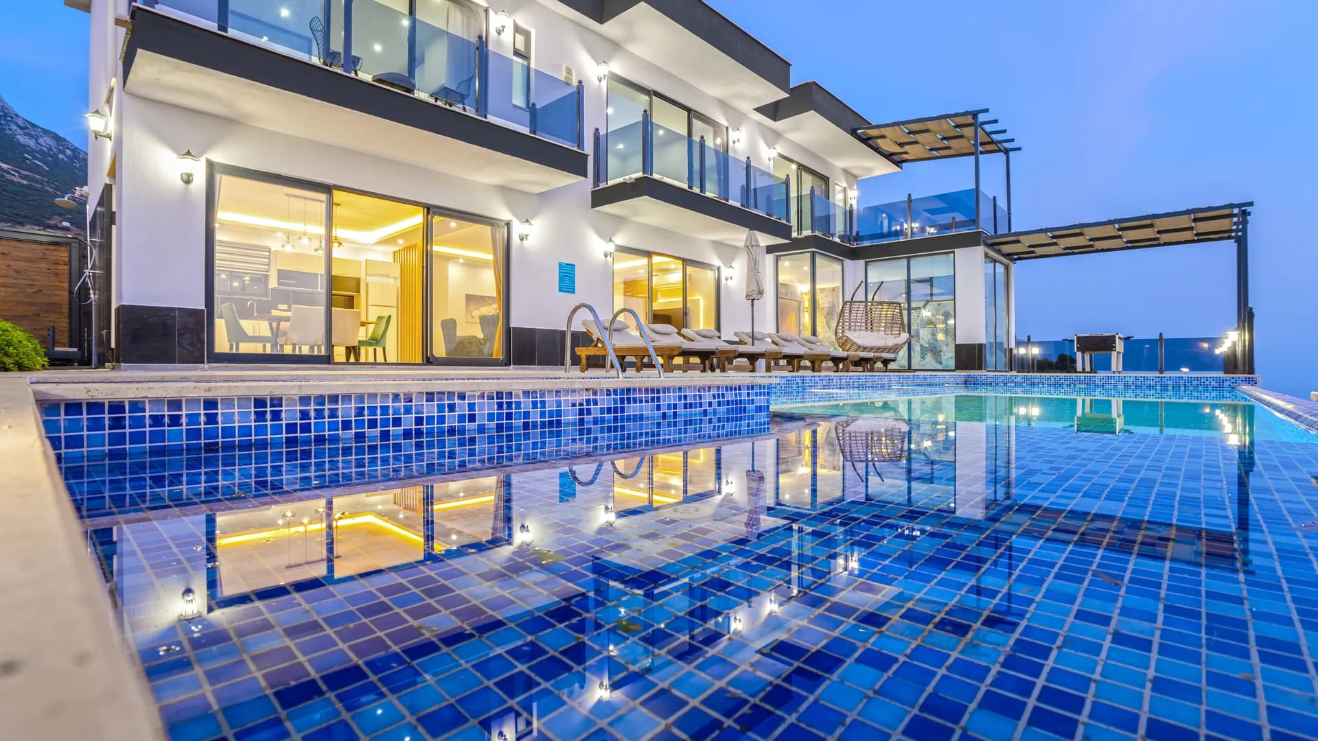 Kalkan Ordu Güneş 1 doğa manzaralı özel havuzlu lüks villa galeri gorseli 2
