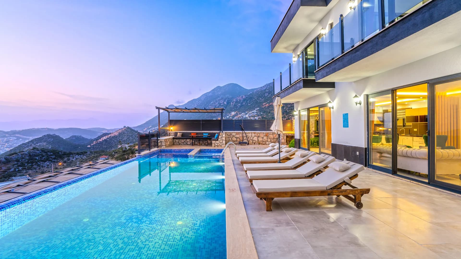 Kalkan Ordu Güneş 1 doğa manzaralı özel havuzlu lüks villa galeri gorseli 4