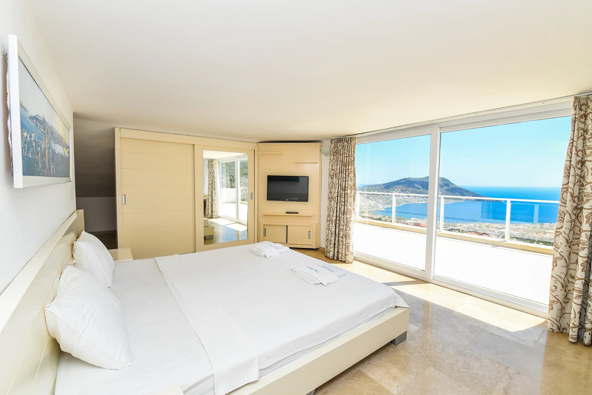 Kalkan Merkez Villa Azura deniz manzaralı özel havuzlu lüks villa galeri gorseli 5
