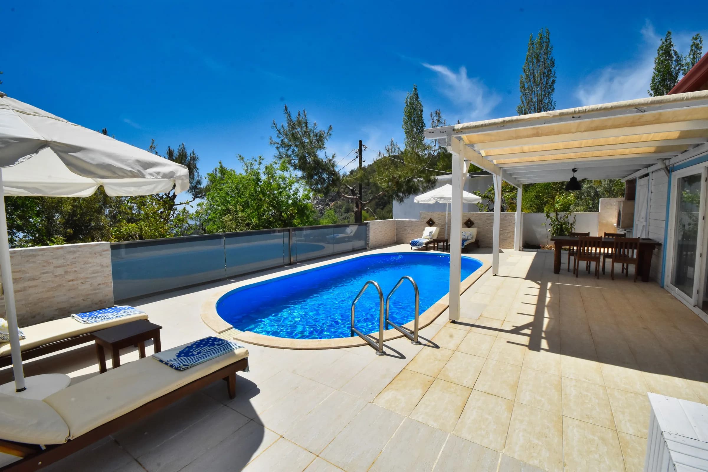 Kalkan İslamlar Villa Bambu özel havuzlu ahşap villa galeri gorseli 2