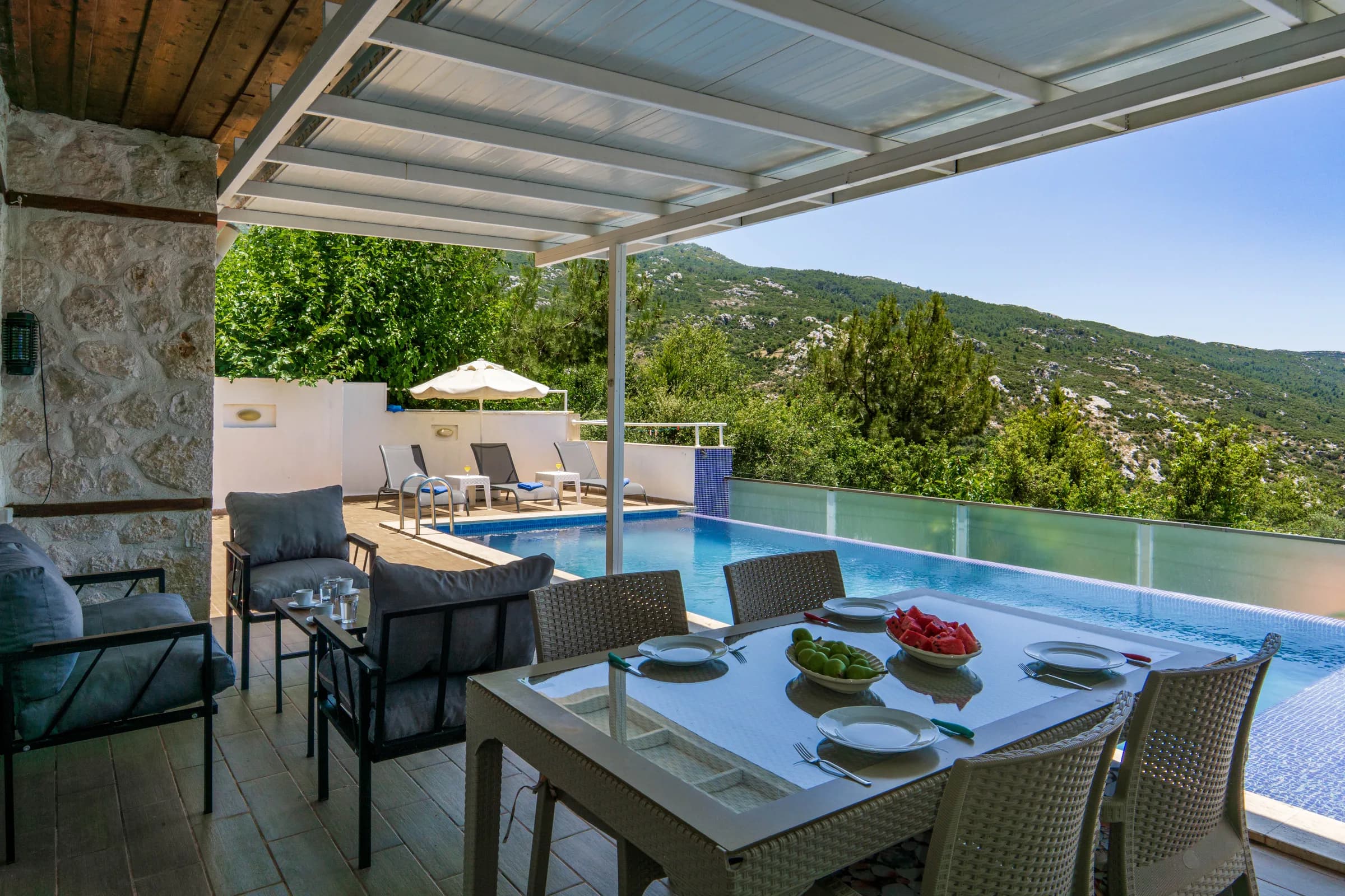 Kalkan İslamlar Villa Bengü özel havuzlu taş villa galeri gorseli 2