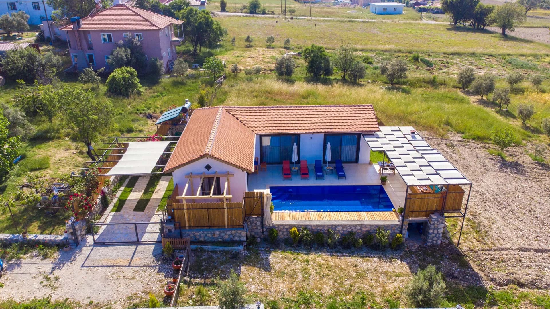 Kalkan Sarıbelen Villa Büşem özel havuzlu doğa manzaralı villa