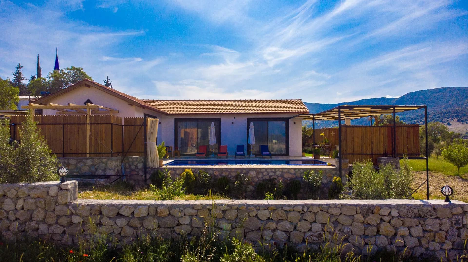 Kalkan Sarıbelen Villa Büşem özel havuzlu doğa manzaralı villa galeri gorseli 4