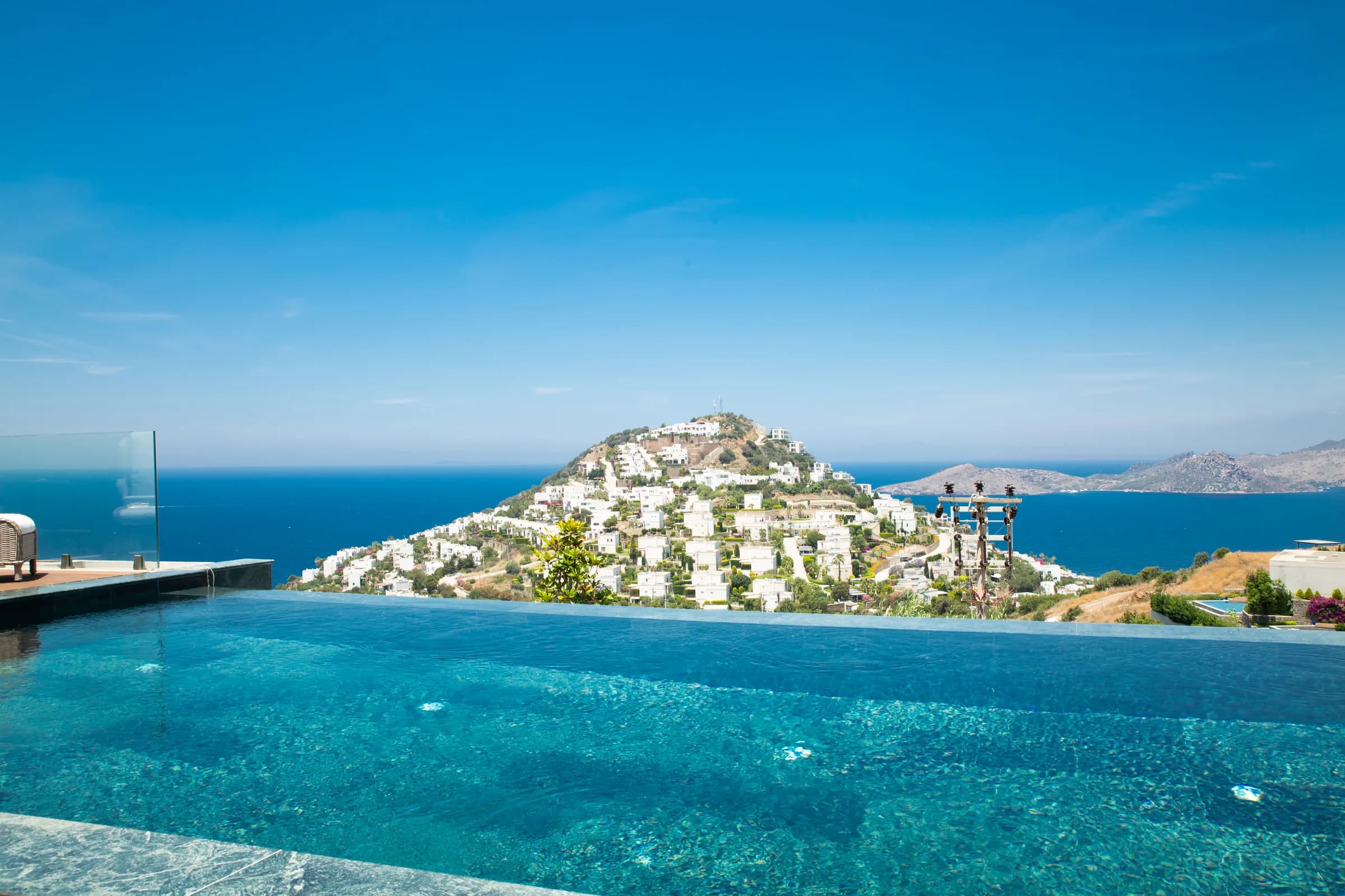Bodrum Yalıkavak Villa Calista deniz manzaralı sonsuzluk havuzlu villa galeri gorseli 4
