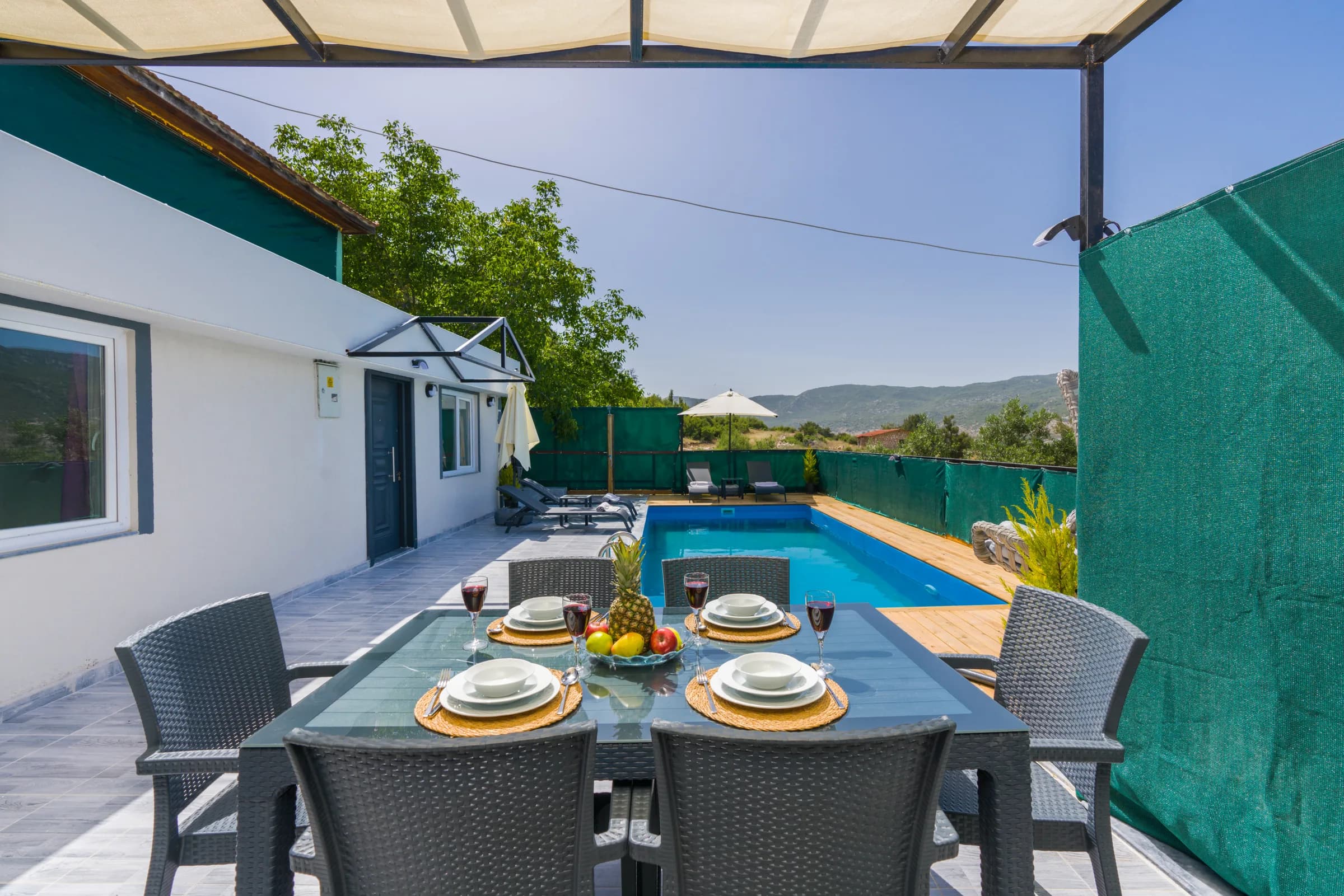 Kalkan Sarıbelen Villa Can Sarıbelen özel havuzlu lüks villa galeri gorseli 2