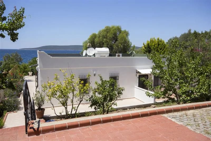 Bodrum Güvercinlik Villa Deniz denize sıfır taş villa galeri gorseli 3