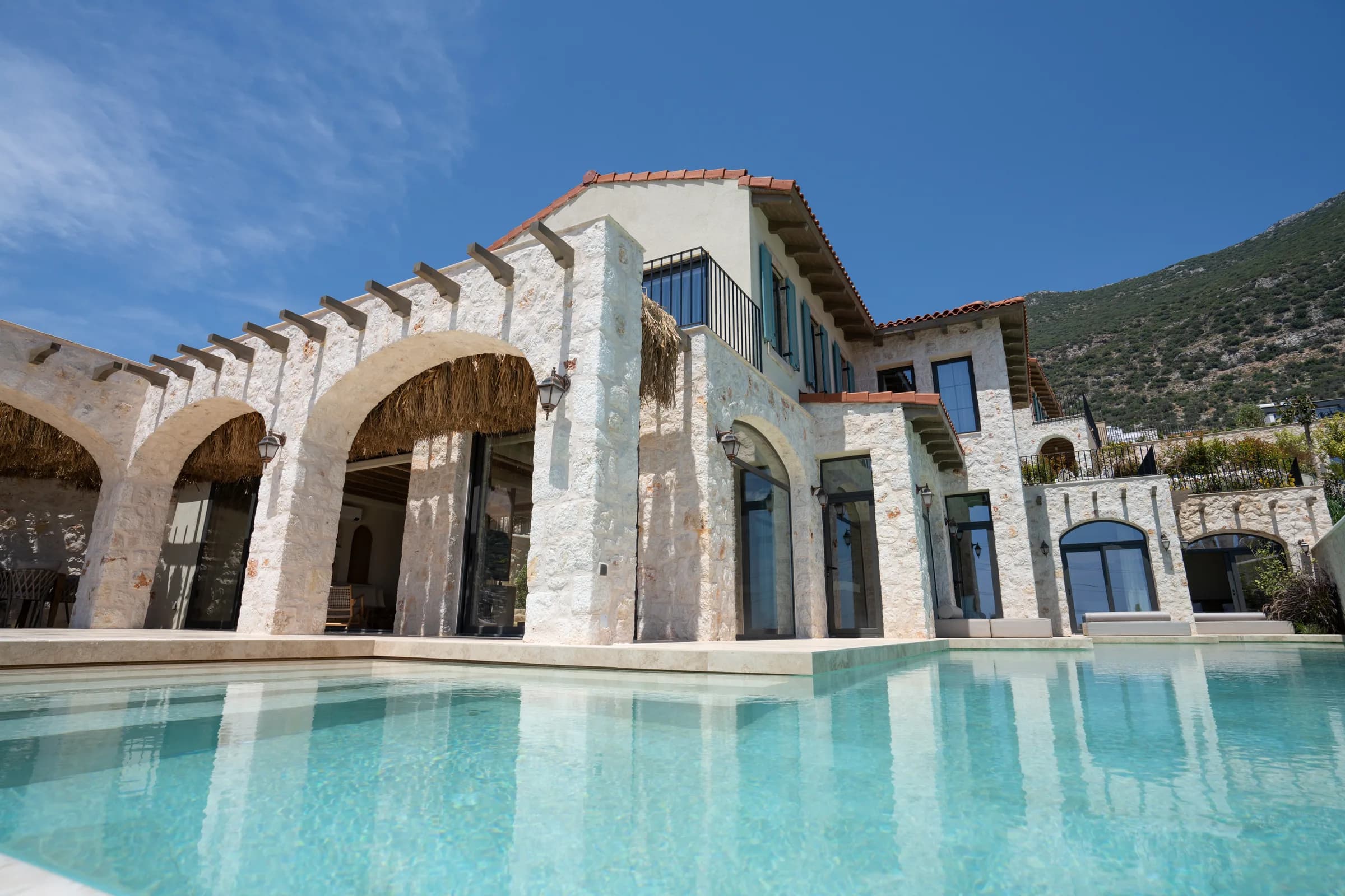 Kalkan Merkez Villa Erato deniz manzaralı özel havuzlu lüks villa