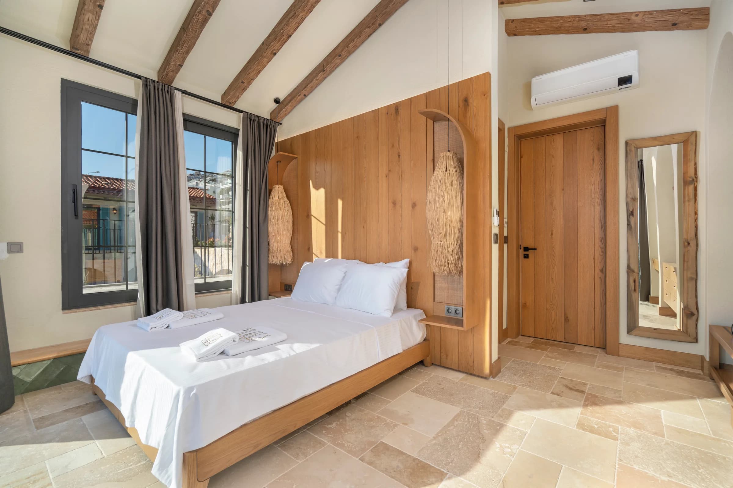 Kalkan Merkez Villa Euterpe deniz manzaralı özel havuzlu lüks villa galeri gorseli 5