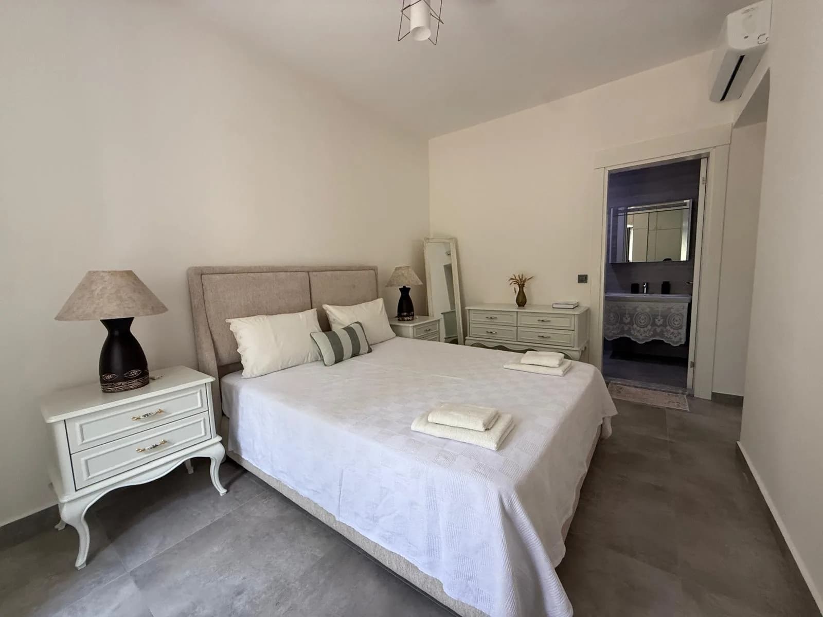 Bodrum Yalıkavak Villa Gökçe özel havuzlu şık villa görünümü