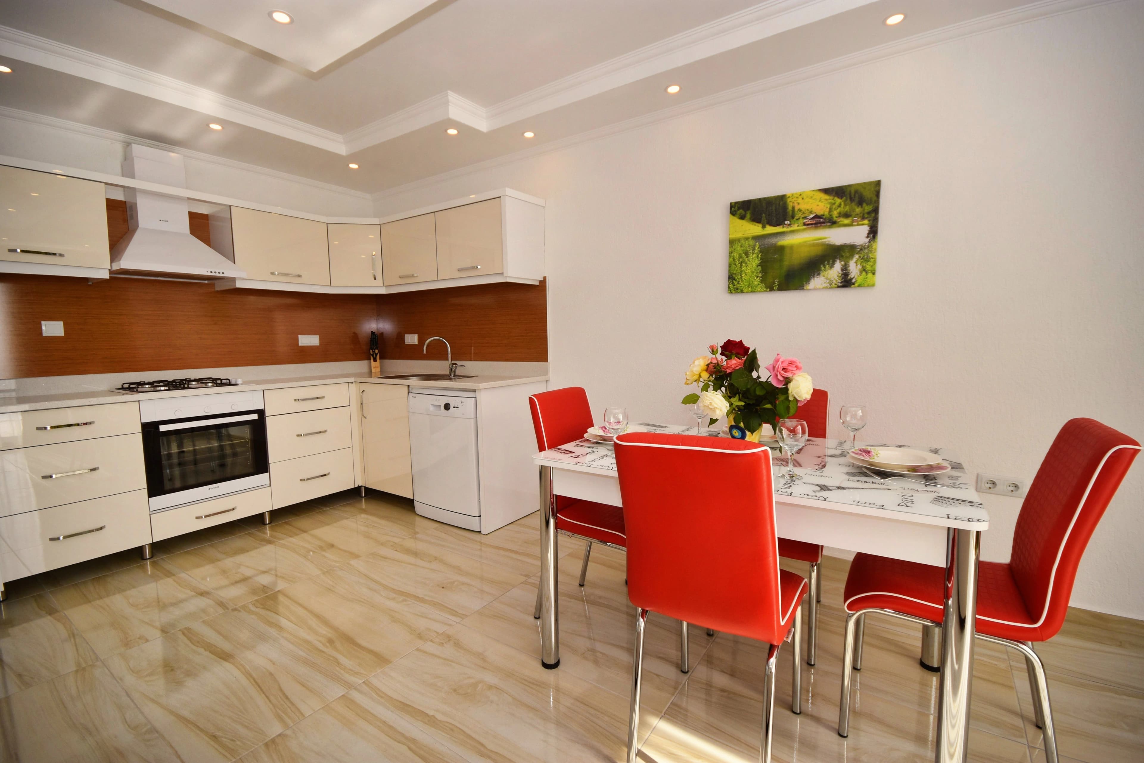 Kalkan Üzümlü'de jakuzili ve ısıtmalı kapalı havuzlu balayı villası Villa Huzur galeri gorseli 5