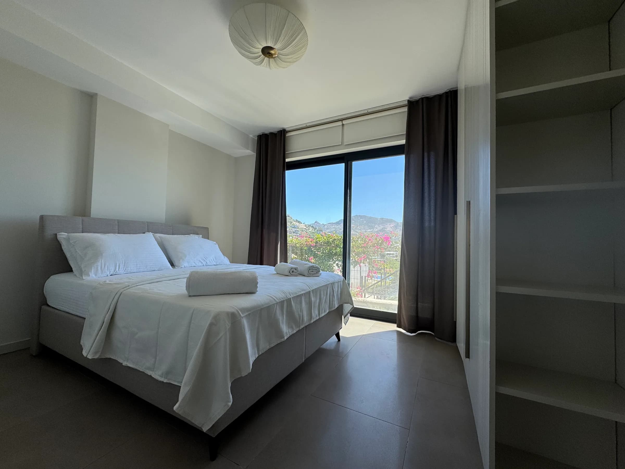 Bodrum Yalıkavak Villa Mavi deniz manzaralı özel havuzlu lüks villa galeri gorseli 3