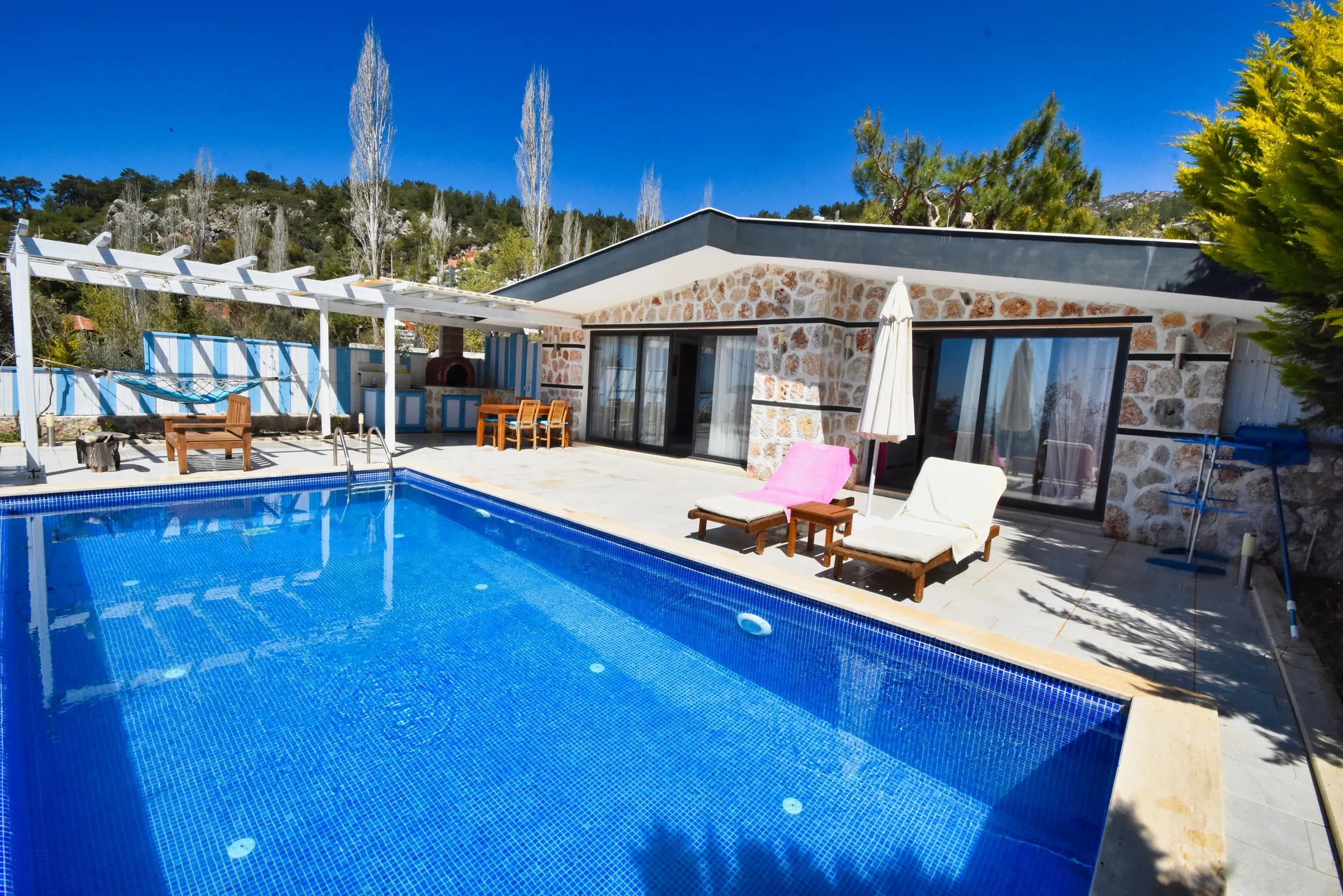 Kalkan İslamlar Villa Romanson özel havuzlu balayı villası