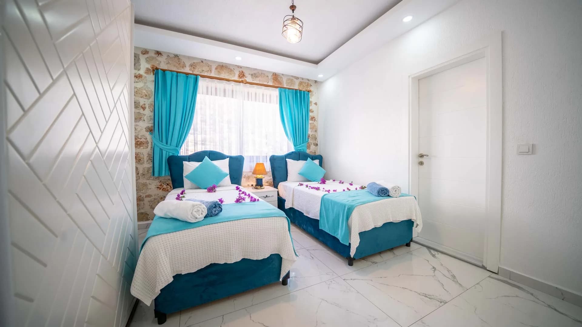 Kalkan Bezirgan Villa Spring 2 özel havuzlu balayı villası galeri gorseli 2