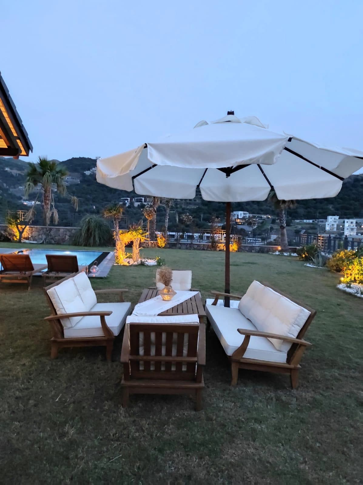 Bodrum Yalıkavak'ta özel havuzlu ve modern tasarımlı lüks Villa Stella