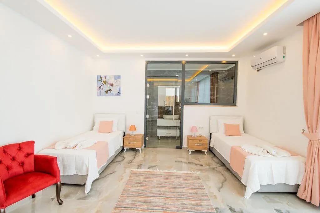 Kalkan Akbel'de deniz manzaralı, jakuzili ve korunaklı havuzlu Villa Twins 1 galeri gorseli 2