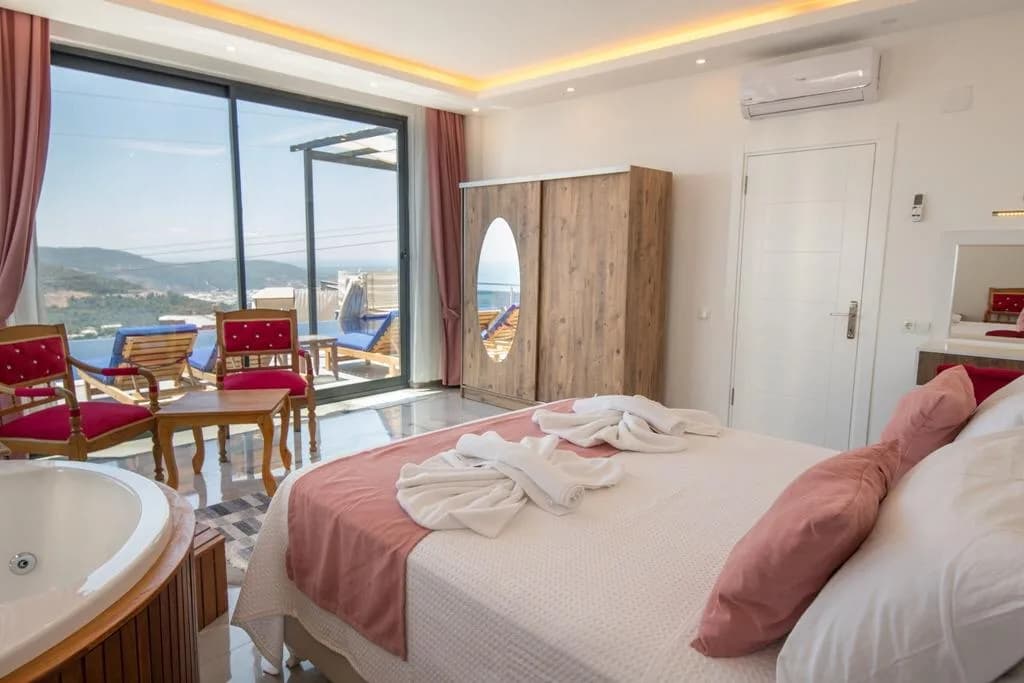 Kalkan Akbel'de deniz manzaralı, özel havuzlu ve jakuzili Villa Twins 2 galeri gorseli 2