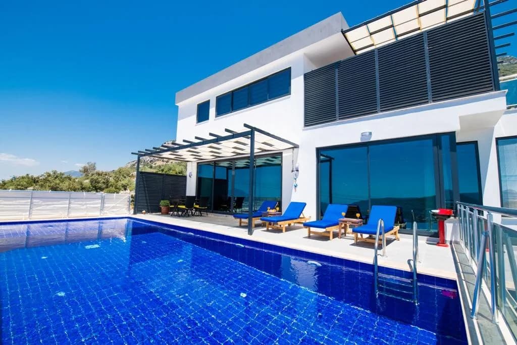 Kalkan Akbel'de deniz manzaralı, özel havuzlu ve jakuzili Villa Twins 2 galeri gorseli 3