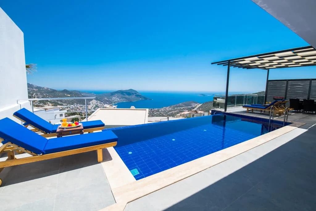 Kalkan Akbel'de deniz manzaralı, özel havuzlu ve jakuzili Villa Twins 2 galeri gorseli 5