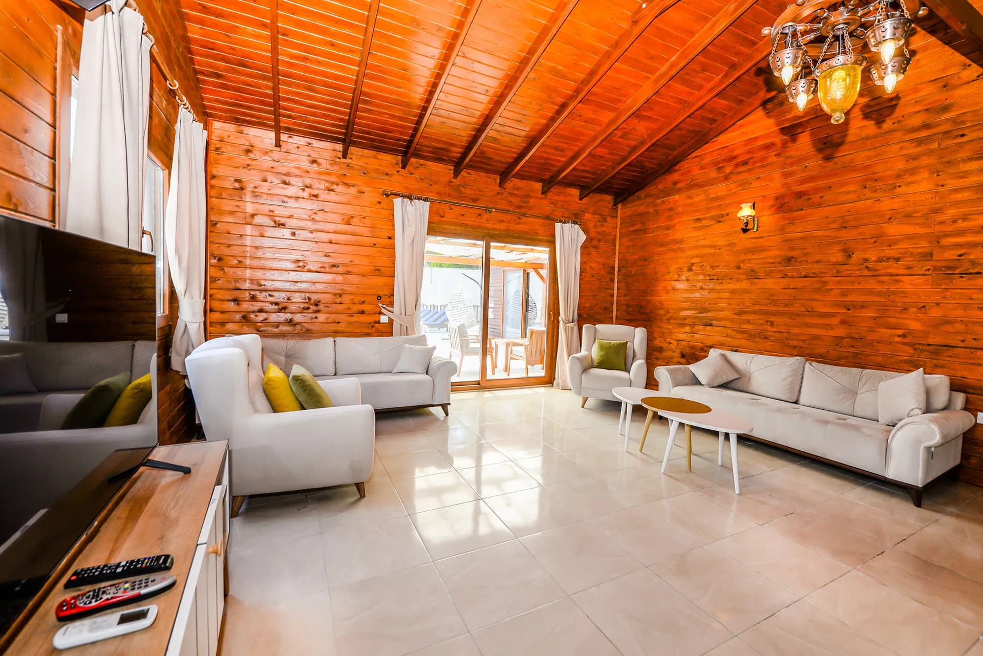 Kalkan İslamlar Villa Woody ahşap dizaynlı özel havuzlu villa galeri gorseli 4