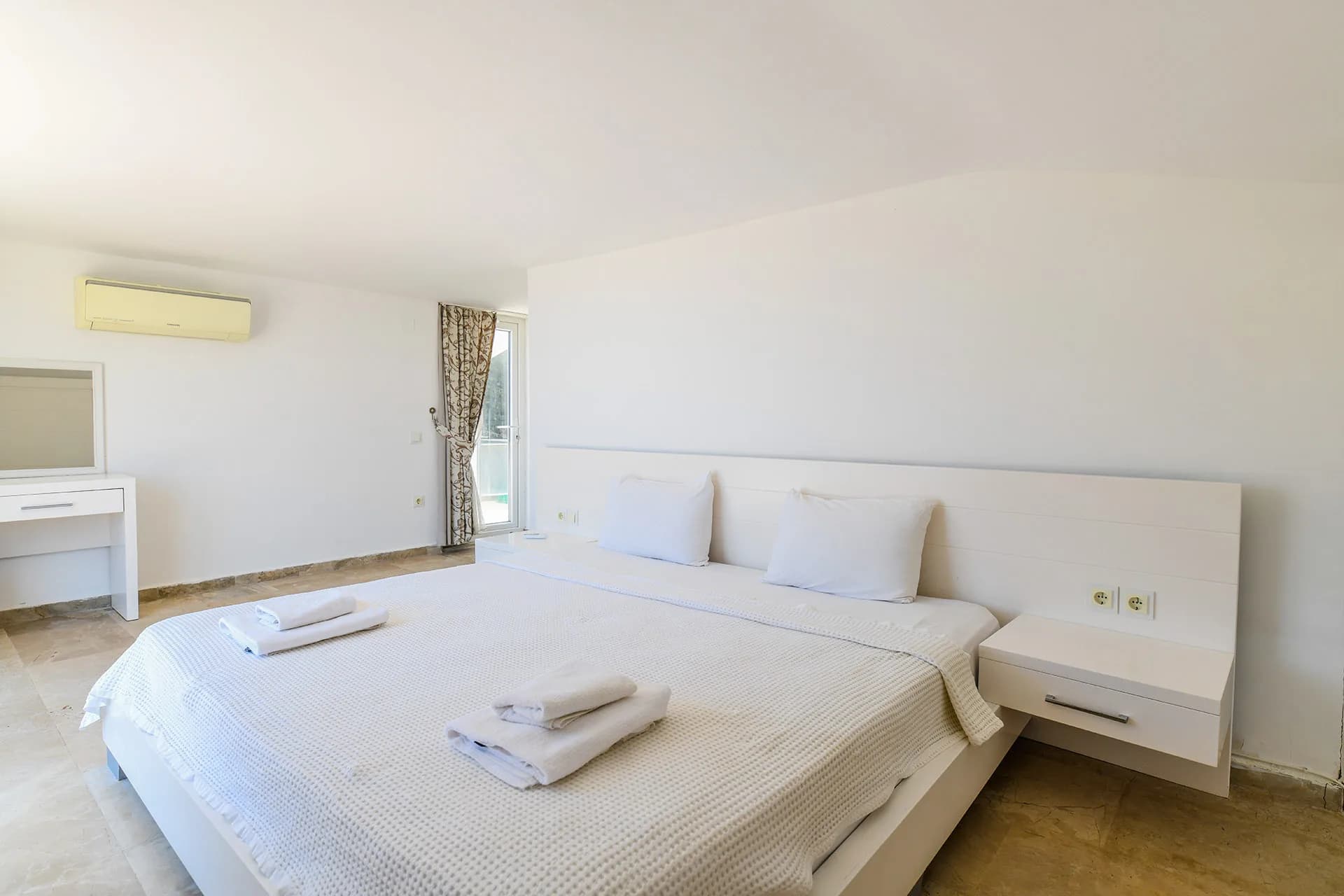 Kalkan Merkez Villa Zeus deniz manzaralı özel havuzlu lüks villa galeri gorseli 4