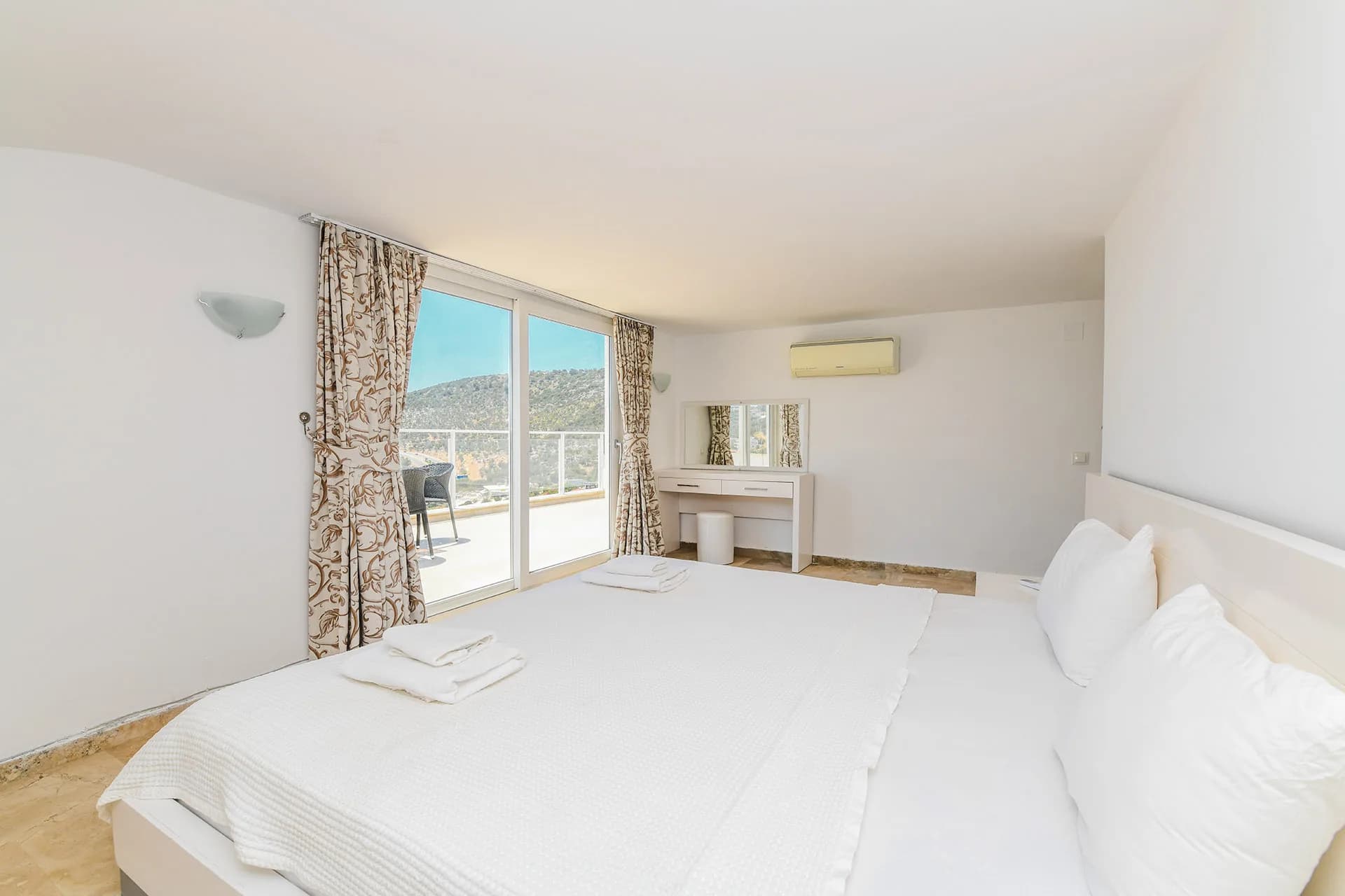 Kalkan Merkez Villa Zeus deniz manzaralı özel havuzlu lüks villa galeri gorseli 5