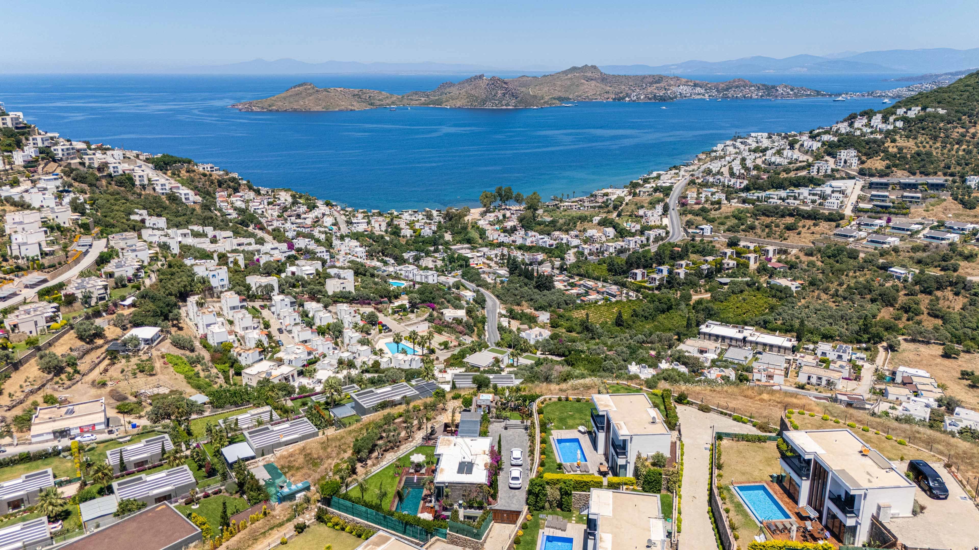 Yalıkavak deniz manzaralı villa genel görünüm galeri gorseli 4