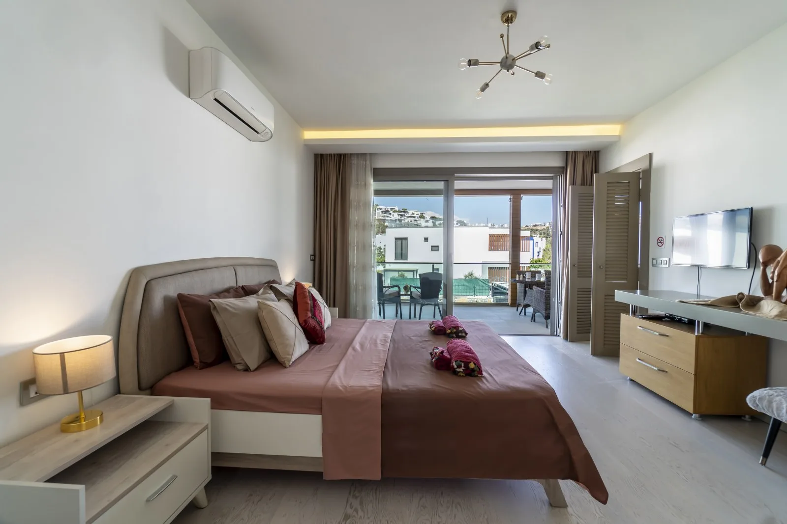 Bodrum Gümbet Villa Aria ultra lüks özel havuzlu villa görünümü