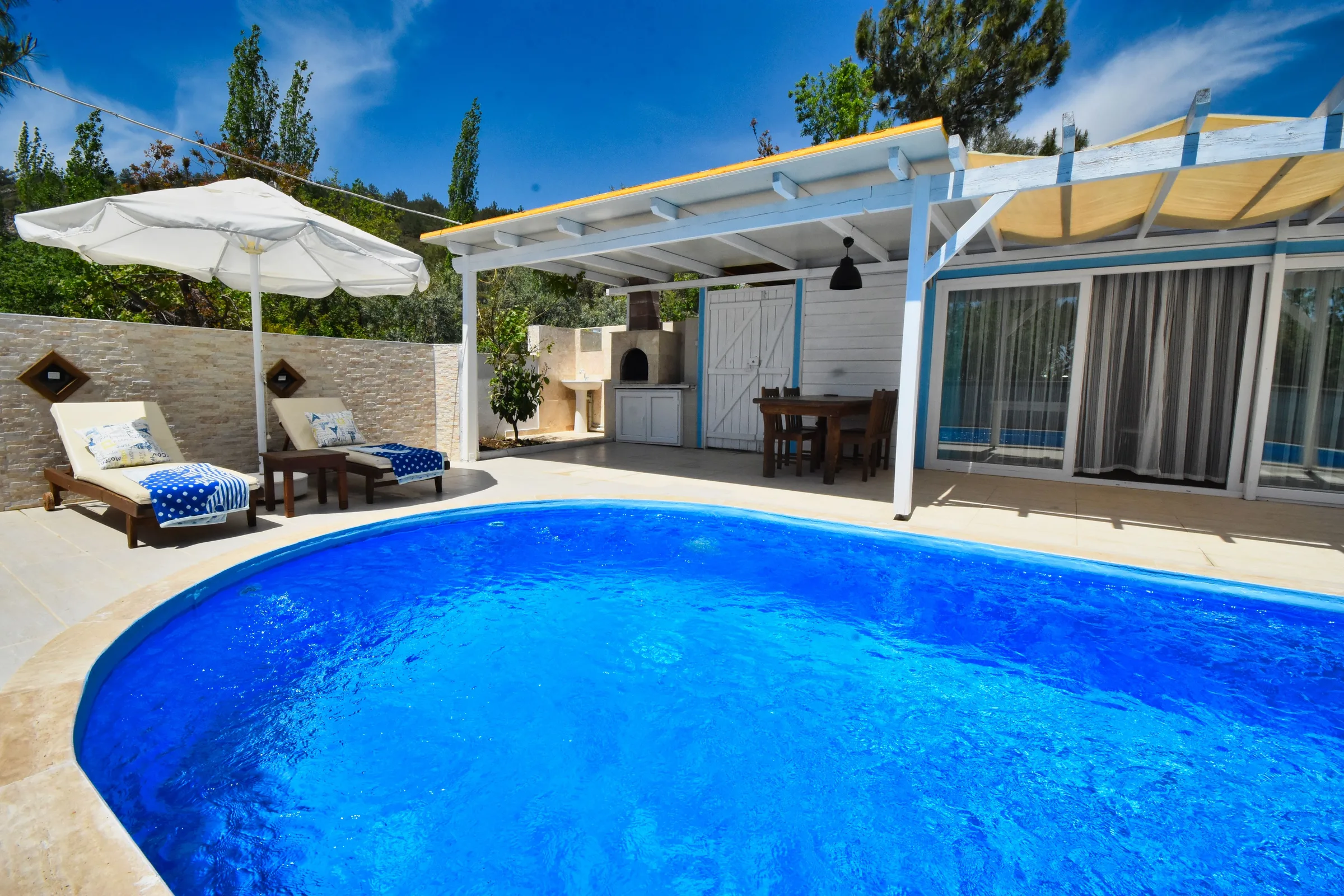 Kalkan İslamlar Villa Bambu özel havuzlu ahşap villa