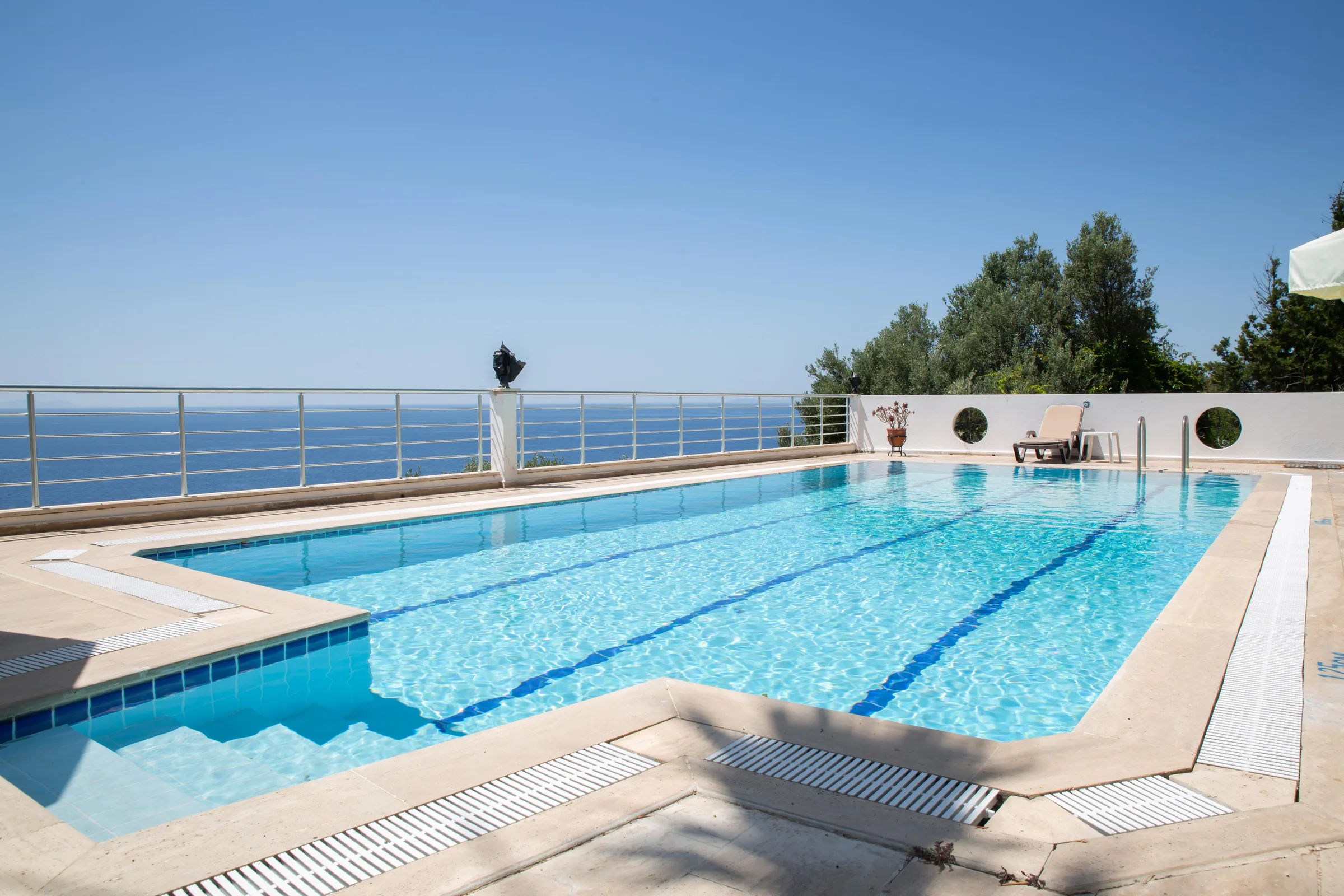 Bodrum Gümüşlük Villa Berfin deniz manzaralı özel havuzlu villa