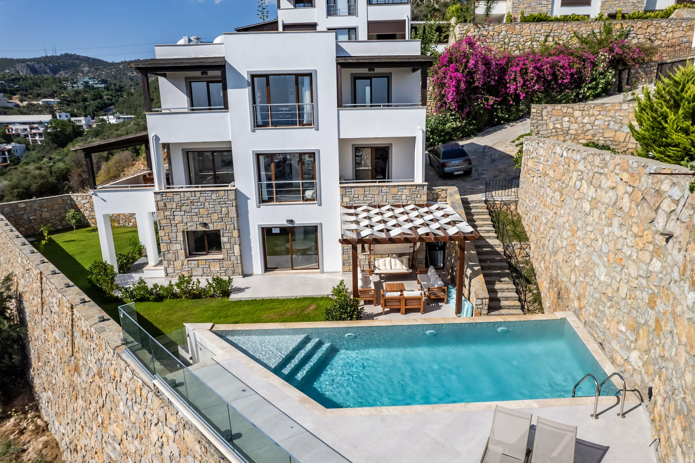 Bodrum Merkez Villa Castle panoramik deniz manzaralı özel havuzlu villa