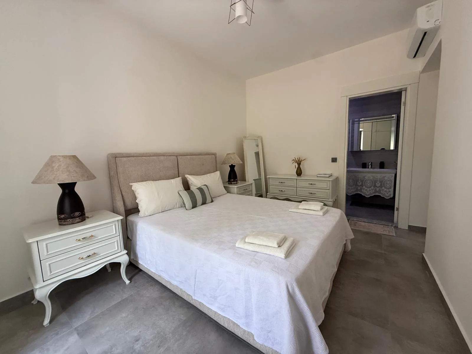 Bodrum Yalıkavak Villa Gökçe özel havuzlu şık villa görünümü