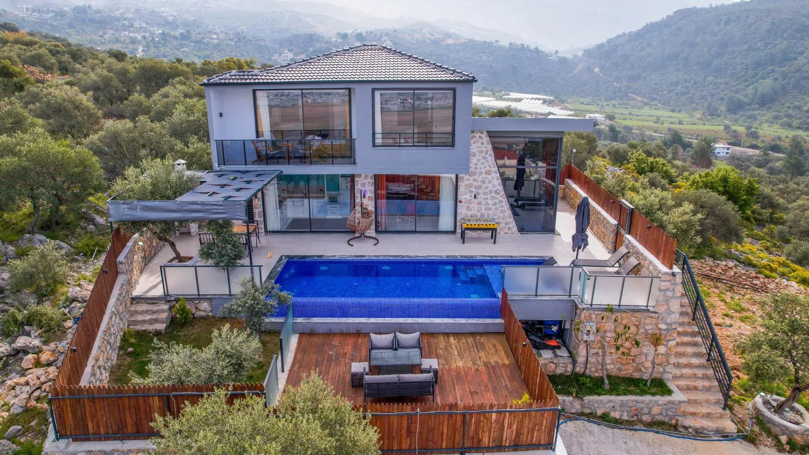 Kalkan Üzümlü Villa Karaorman 2 korunaklı özel havuzlu lüks villa