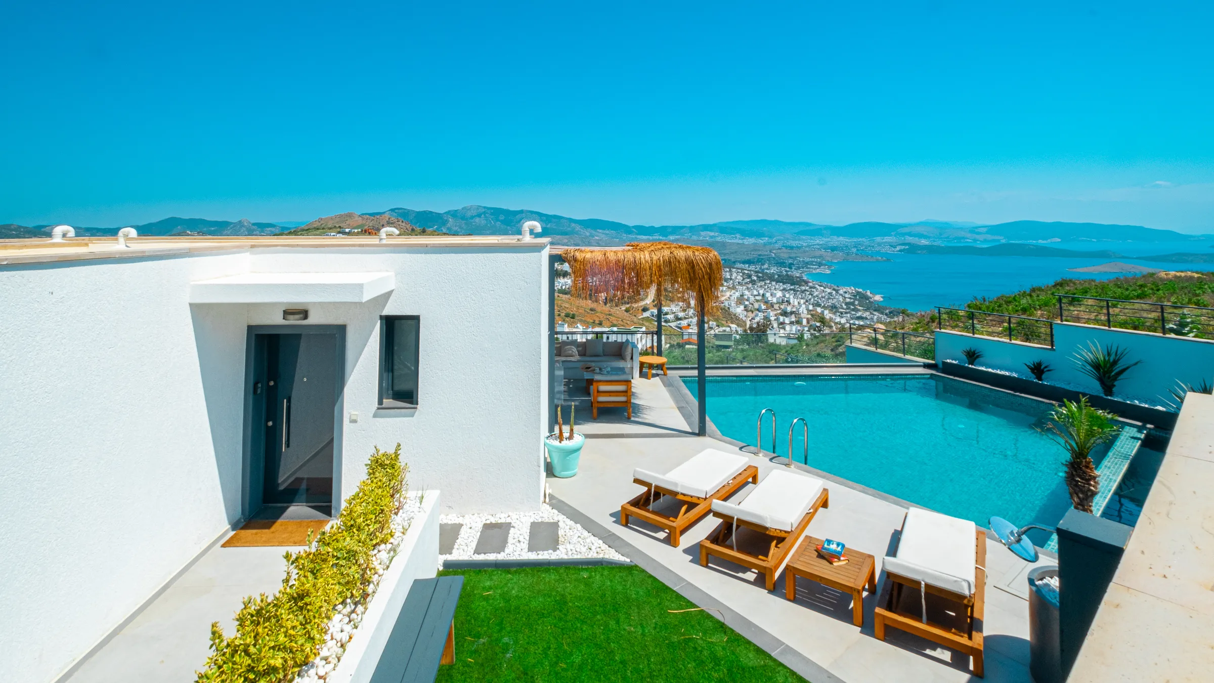 Bodrum Ortakent Villa Magic deniz manzaralı özel havuzlu villa
