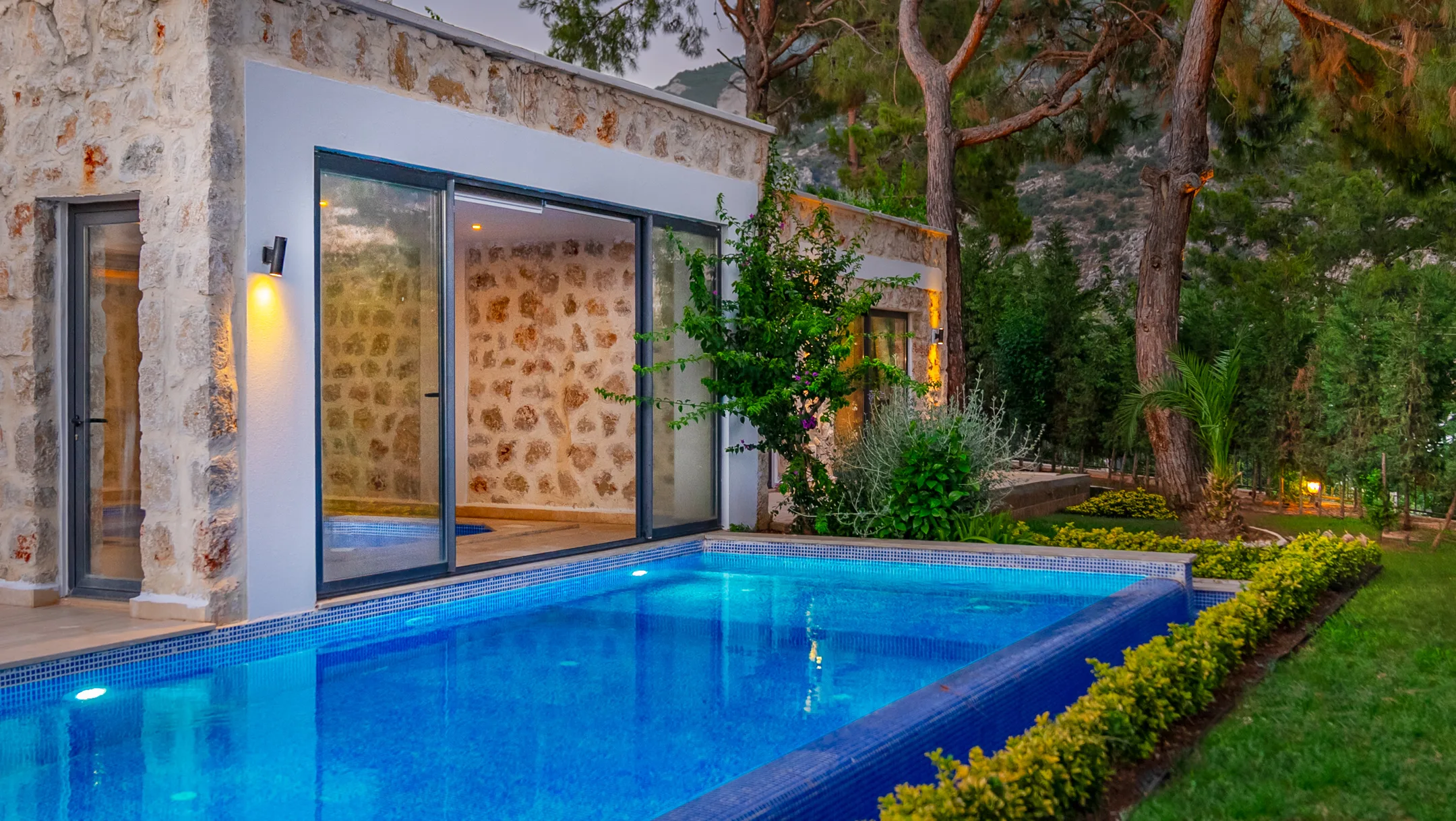 Kalkan İslamlar Villa Narin 1 özel havuzlu modern taş villa