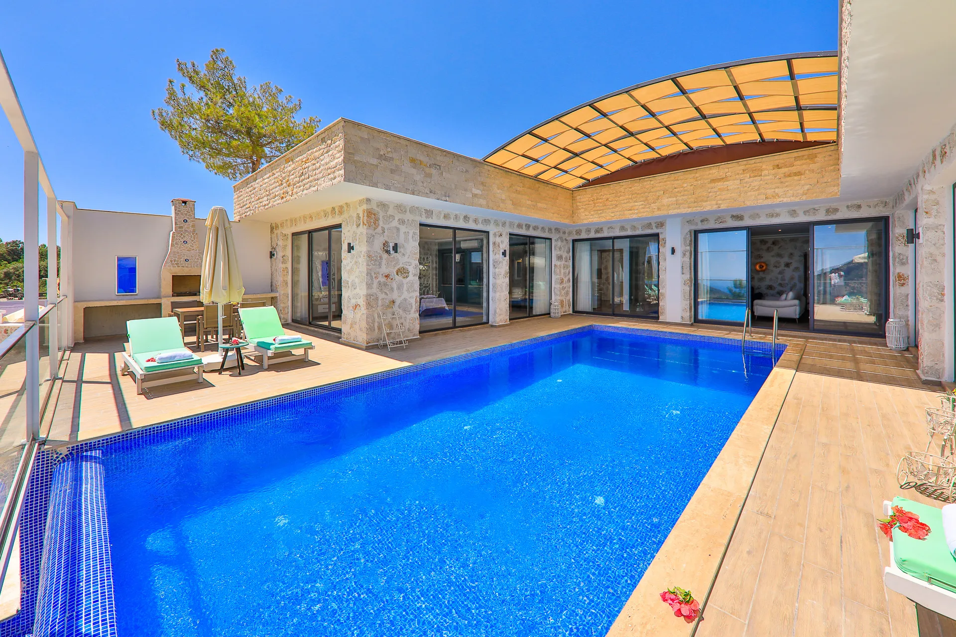 Kalkan İslamlar Villa Narin 8 ısıtmalı kapalı havuzlu özel villa