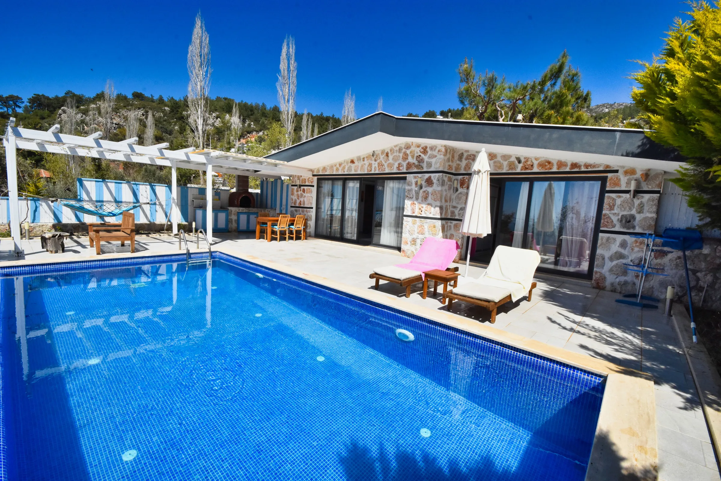 Kalkan İslamlar Villa Romanson özel havuzlu balayı villası